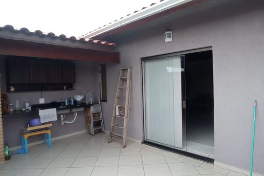 Casa à venda com 3 quartos, 239m² em Vila Curuçá, Santo André