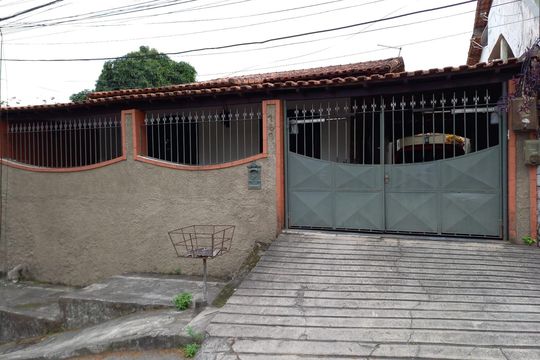 Fachada  de casa para alugar com 2 quartos, 60m² em Boaçu, São Gonçalo