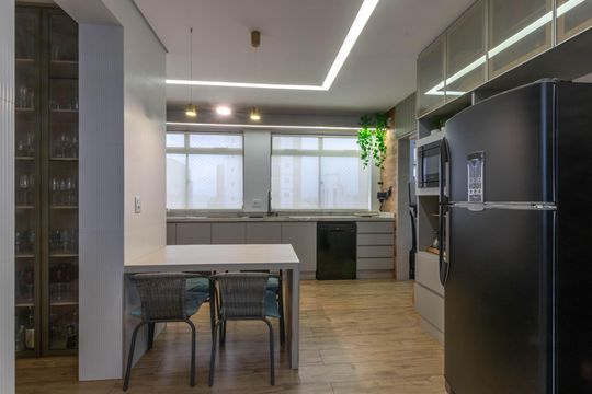 Cozinha de apartamento à venda com 5 quartos, 324m² em Savassi, Belo Horizonte