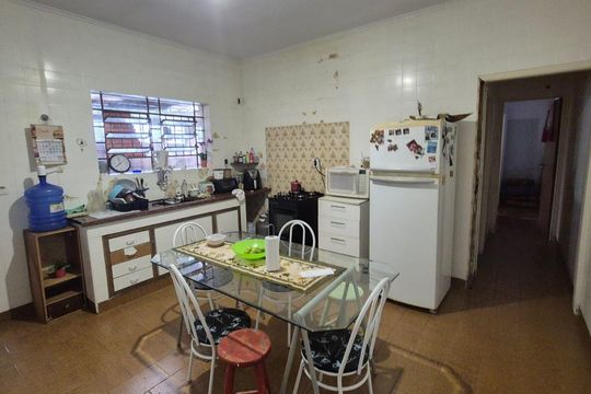 Casa à venda com 3 quartos, 163m² em Vila Boa Vista, Santo André