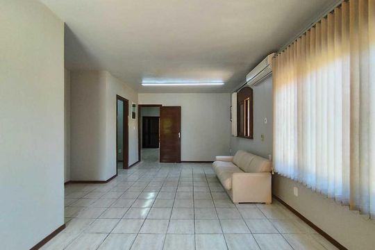 Sala  de casa para alugar com 2 quartos, 150m² em Cristo Rei, São Leopoldo