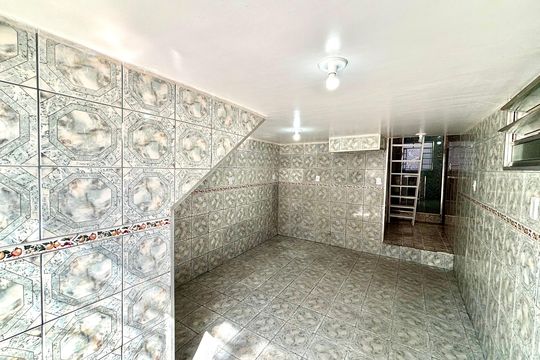 Sala  de casa para alugar com 1 quarto, 60m² em Vila Paranagua, São Paulo