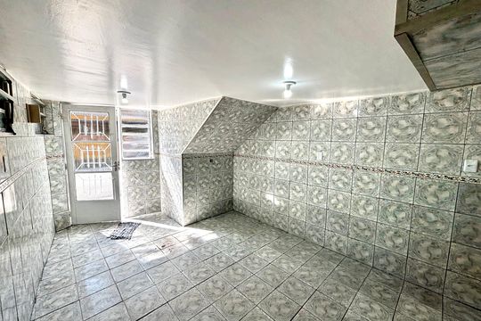 Casa para alugar com 1 quarto, 60m² em Vila Paranagua, São Paulo