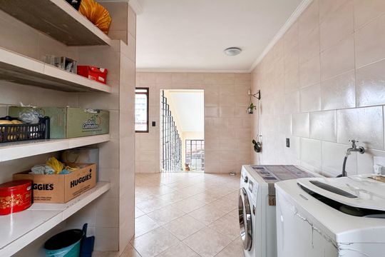 Área de Serviço de casa à venda com 4 quartos, 350m² em Jardim Sao Paulo, São Bernardo do Campo