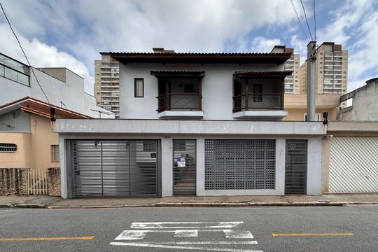 Fachada de casa à venda com 4 quartos, 350m² em Jardim Sao Paulo, São Bernardo do Campo