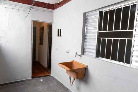 Casa para alugar com 1 quarto, 55m² em Jardim Raposo Tavares, São Paulo