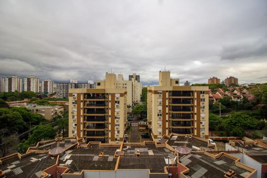 Vista  de apartamento para alugar com 1 quarto, 40m² em Boa Vista, Porto Alegre