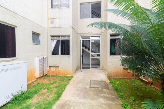 Fachada do bloco de apartamento para alugar com 2 quartos, 42m² em Vila Popular, São Paulo