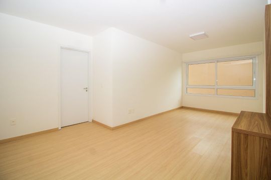 Sala  de apartamento para alugar com 3 quartos, 75m² em Cidade Baixa, Porto Alegre
