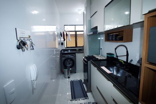 Cozinha de casa à venda com 2 quartos, 64m² em Irajá, Rio de Janeiro