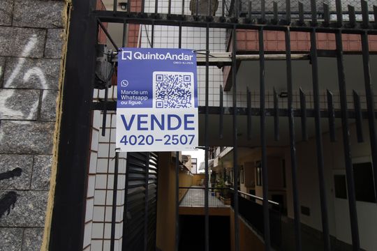 Placa de casa à venda com 2 quartos, 64m² em Irajá, Rio de Janeiro