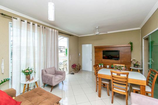 Sala de apartamento à venda com 3 quartos, 156m² em Irajá, Rio de Janeiro