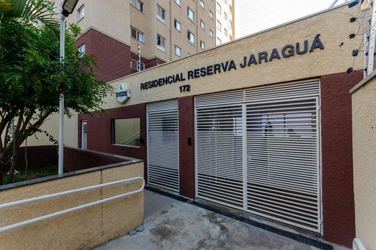 Fachada de apartamento para alugar com 2 quartos, 36m² em Jardim Bandeirantes, São Paulo