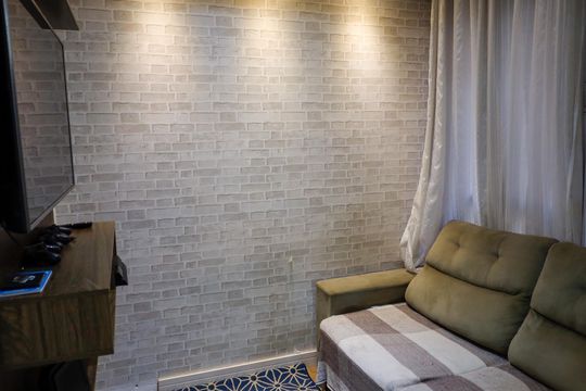 Apartamento à venda com 2 quartos, 45m² em Jardim Sao Pedro, Osasco
