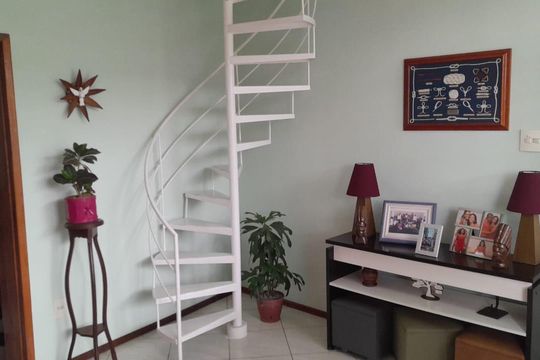 Sala de casa à venda com 3 quartos, 120m² em Engenho da Rainha, Rio de Janeiro