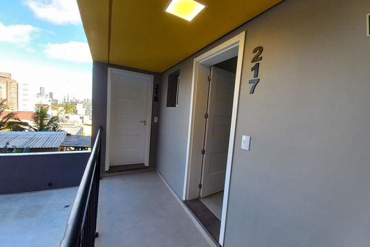 Área externa de kitnet/studio à venda com 1 quarto, 25m² em Vila Nova, Novo Hamburgo
