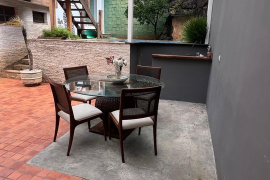 Casa à venda com 3 quartos, 400m² em Campo Belo, São Paulo