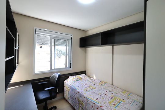 Quarto 3  de apartamento à venda com 3 quartos, 68m² em Petrópolis, Porto Alegre