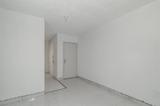 Sala de apartamento à venda com 2 quartos, 41m² em Jardim Carvalho, Porto Alegre