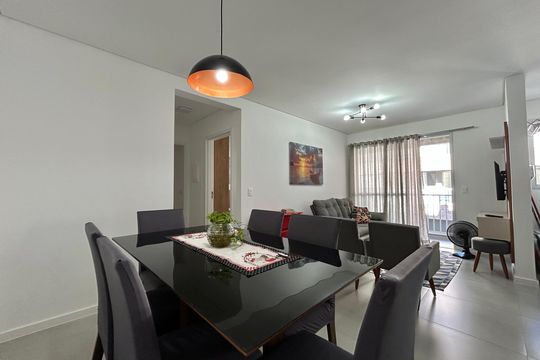 Sala de apartamento para alugar com 2 quartos, 70m² em Ribeirão da Ilha, Florianópolis
