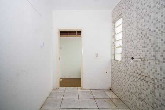 Cozinha de apartamento para alugar com 1 quarto, 40m² em Partenon, Porto Alegre