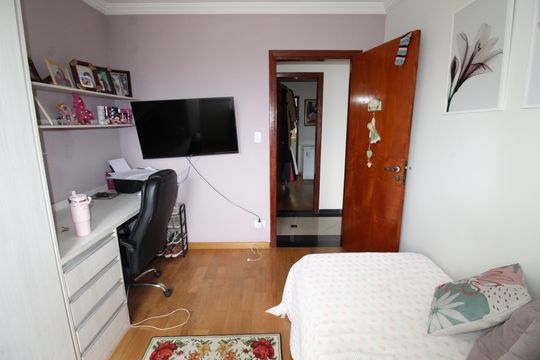 Quarto 1 de apartamento para alugar com 3 quartos, 127m² em Jardim Satélite, São José dos Campos