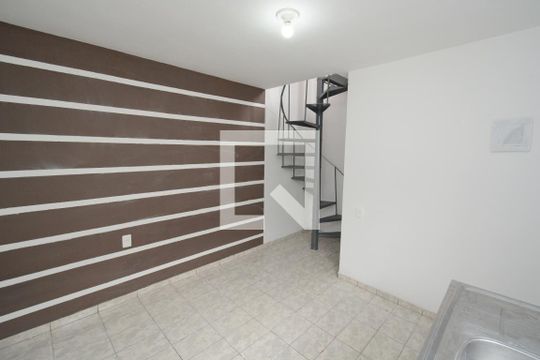 Casa à venda com 3 quartos, 120m² em Vila Constancia, São Paulo