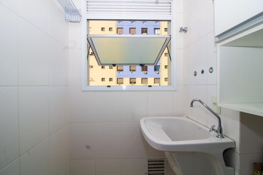 Lavanderia de apartamento para alugar com 1 quarto, 42m² em Petrópolis, Porto Alegre