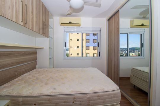Quarto de apartamento para alugar com 1 quarto, 42m² em Petrópolis, Porto Alegre