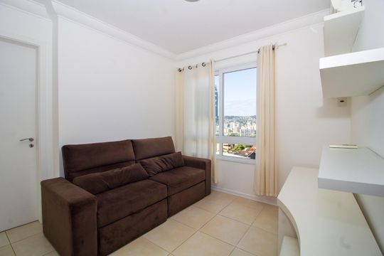 Sala  de apartamento para alugar com 1 quarto, 42m² em Petrópolis, Porto Alegre