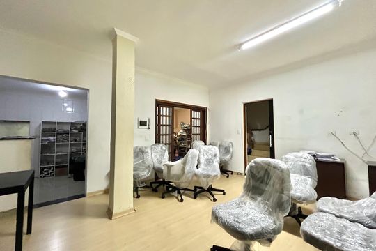 Salão de casa à venda com 3 quartos, 160m² em Vila Paulista, São Paulo
