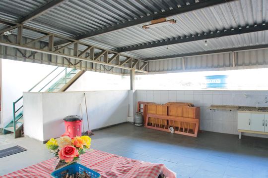 Área de Serviço 2 (Casa 1) de casa para alugar com 6 quartos, 342m² em Concórdia, Belo Horizonte