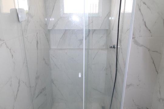 Banheiro de apartamento para alugar com 1 quarto, 37m² em Centro, São José dos Campos