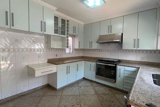 Casa de Condomínio à venda com 6 quartos, 382m² em Jardim Chapadão, Campinas