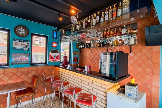Bar  de casa à venda com 4 quartos, 250m² em Cidade Líder, São Paulo