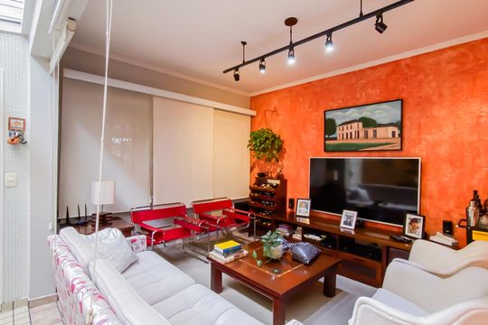 Sala  de casa à venda com 4 quartos, 250m² em Cidade Líder, São Paulo