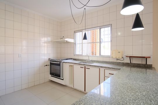 Cozinha de casa à venda com 3 quartos, 205m² em Vila Beatriz, São Paulo