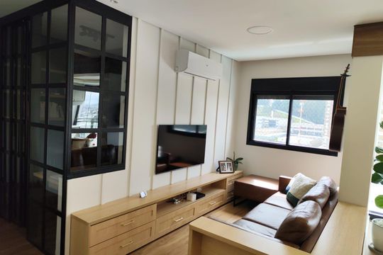 Sala  de apartamento à venda com 2 quartos, 87m² em Tamboré, Barueri