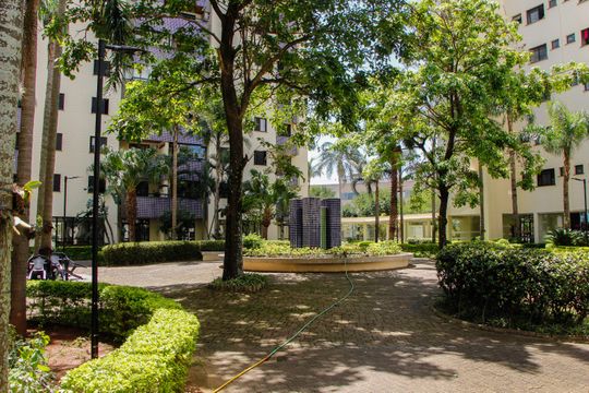 ÁREA COMUM - PAISAGISMO de apartamento à venda com 3 quartos, 135m² em Vila Brandina, Campinas