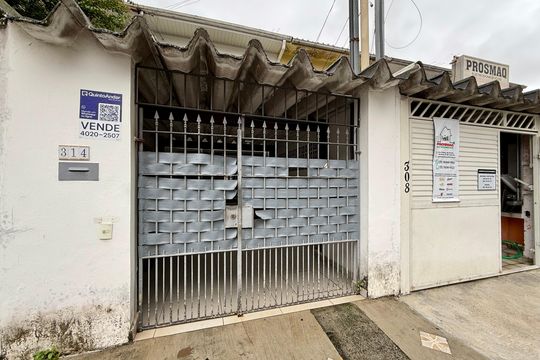 Fachada  de casa à venda com 2 quartos, 101m² em Brooklin, São Paulo