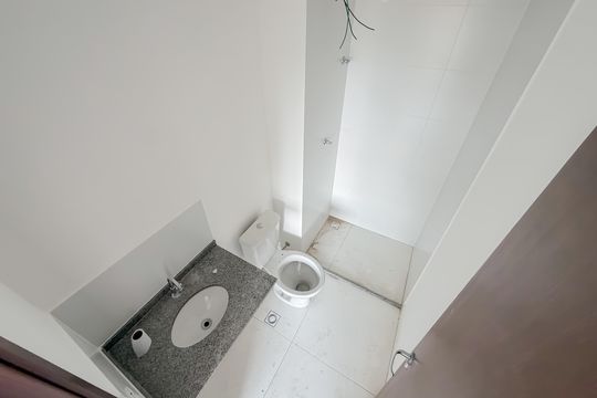 Banheiro de kitnet/studio à venda com 1 quarto, 24m² em Ipiranga, São Paulo