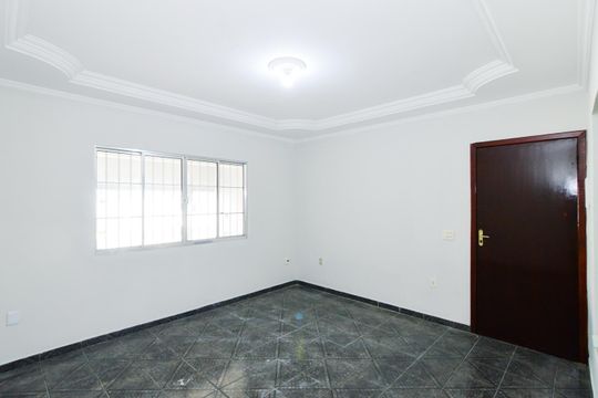 Sala de casa à venda com 4 quartos, 312m² em Jardim Las Vegas, Guarulhos