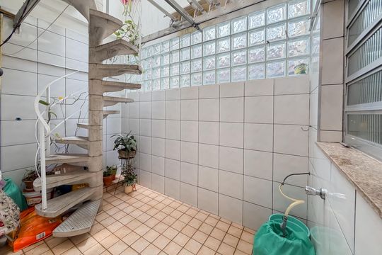 Área Externa de casa à venda com 3 quartos, 100m² em Ipiranga, São Paulo