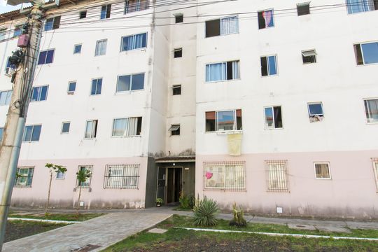 Fachada do bloco de apartamento à venda com 2 quartos, 39m² em Guajuviras, Canoas