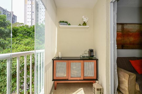 Varanda da Sala  de apartamento à venda com 3 quartos, 69m² em Parque Reboucas, São Paulo