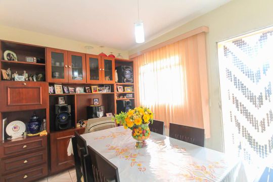 Sala de Jantar de casa para alugar com 2 quartos, 11m² em Jardim Santa Teresinha, São Paulo