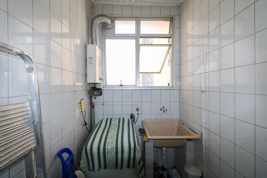 Área de Serviço de apartamento à venda com 2 quartos, 56m² em Parque Sete de Setembro, Diadema