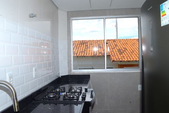 Cozinha de apartamento à venda com 2 quartos, 50m² em Vitoria, Belo Horizonte
