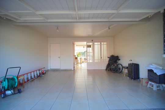 garagem de casa para alugar com 4 quartos, 267m² em Cristo Rei, São Leopoldo
