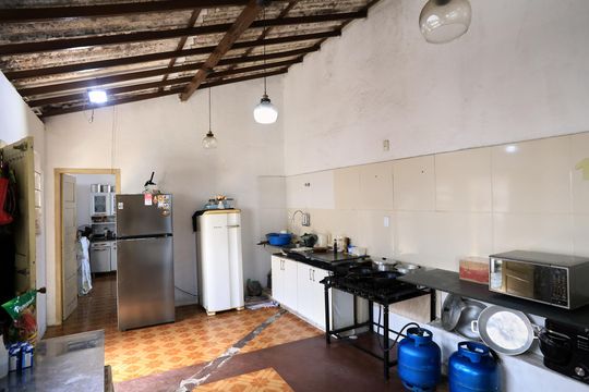 Sala/Quarto de casa à venda com 4 quartos, 455m² em São Geraldo, Belo Horizonte